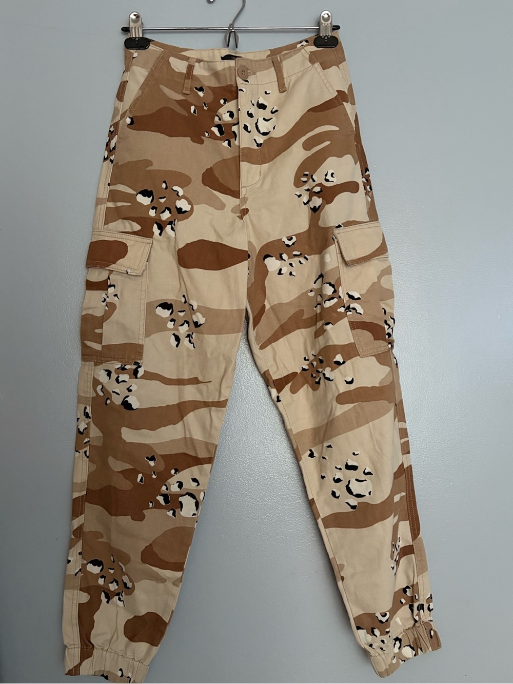 Forever 21 Men's Desert Camo Cargo Pants - Tan & Brown